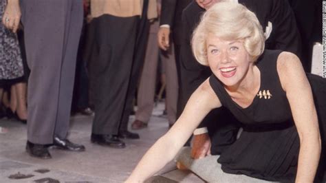 Doris Day Americas Box Office Sweetheart Of The 1950s And 60s Dead At 97