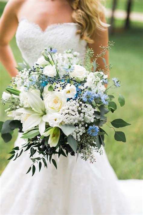 50 Gorgeous Spring And Summer Bridal Bouquets For Different Wedding