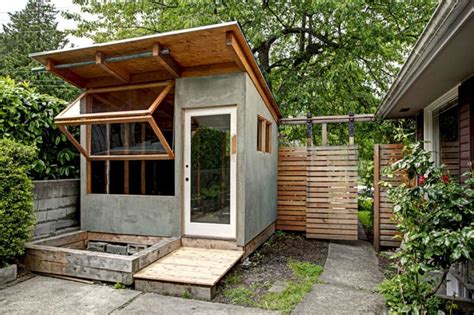 Cool Diy Backyard Studio Shed Remodel Design And Decor Ideas 29