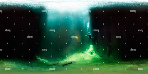 360° View Of Anhumas Abyss Underwater Alamy