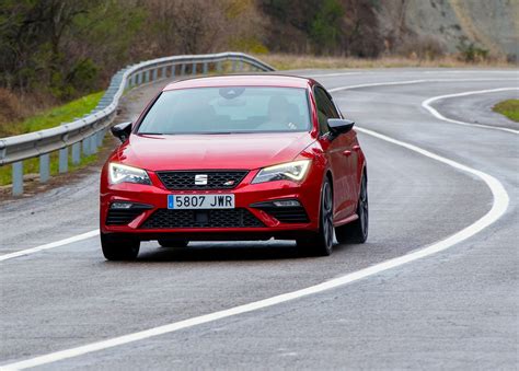 ► seat leon cupra 300 2.0 tsi review ► we road test the golf r from spain ► 300 horsepower, dsg auto transmission. Seat Leon Cupra 300 (2017) review by CAR Magazine