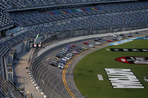 In The Mirror Daytona And Gateway Pure Thunder Racing