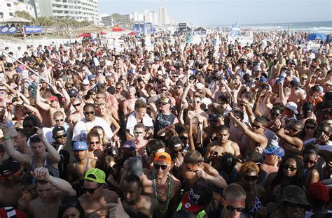 Florida County Bans Beach Drinking During Spring Break