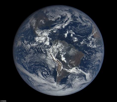 Nasa Releases Image Of Earth From The Deep Space Climate Observatory