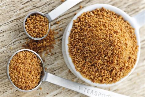 Different ingredients and different amounts of wet or dry ingredients will change the way the brown sugar. Coconut Sugar Vs Brown Sugar - What's The Difference? - Foods Guy