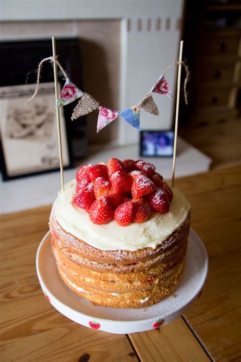 Victoria Sandwich Birthday Cake Wedding Cake Rustic Diy Wedding Food