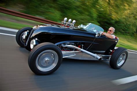 Available in a range of colours and styles for men, women, and everyone. It's a Zipper Lakes Modified Roadster powered by a vintage ...