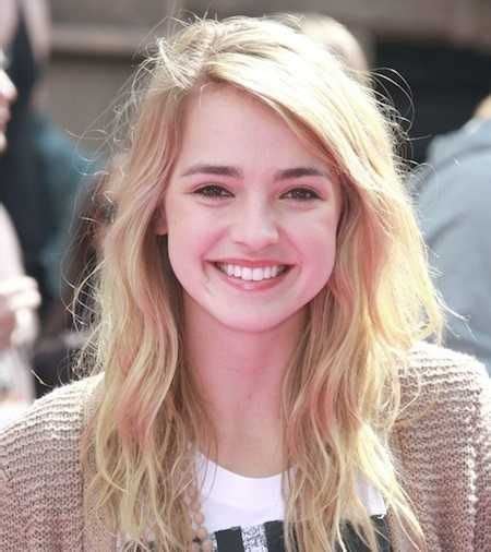 Katelyn Tarver Age Bra Size Height Weight Measurements