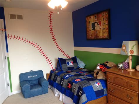 Kinda Want To Do Giant Sports Ball Walls For Robbies Room Big Boy