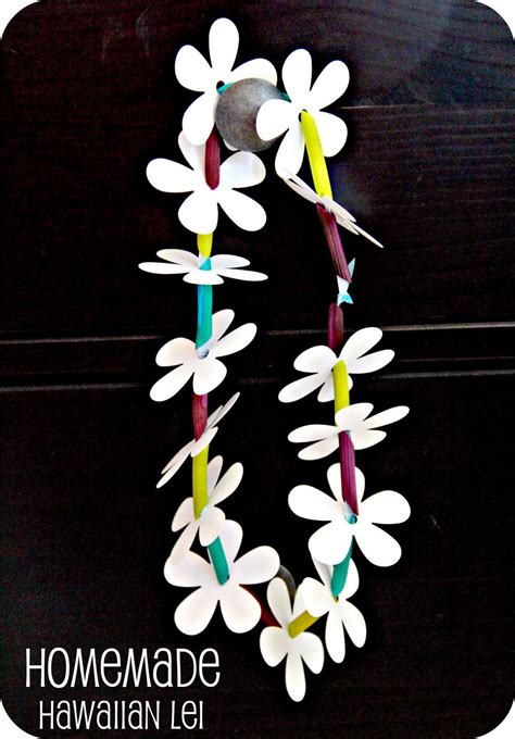 Warm and wonderful baby cap 04:24 kn. Great idea for using dyed pasta as beads for homemade lei ...