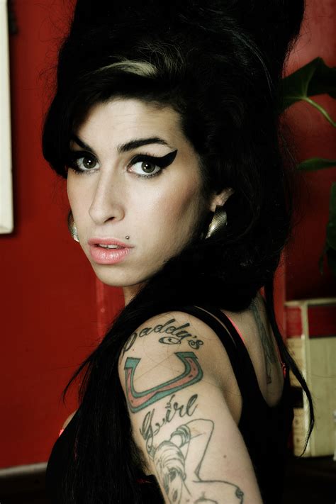 In ‘amy The Singer Amy Winehouse Comes Into Clear Unsettling Focus