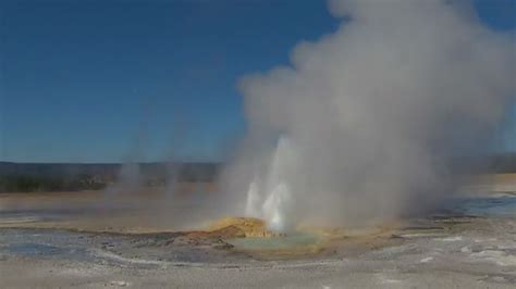 Supervolcano Eruption Feared At Yellowstone Cnn Video