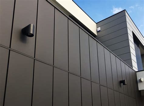 Interlocking Metal Cladding Delivers A Remarkable Fa Ade In Mornington