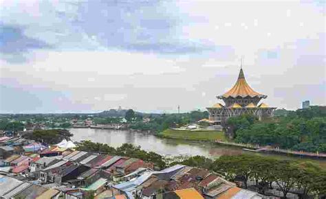 Tourism industry in malaysia had been traditionally concentrated and promoted towards international market since its infancy stage in 1960s 29. Covid-19 strikes Malaysia's Tourism industry, suffers ...