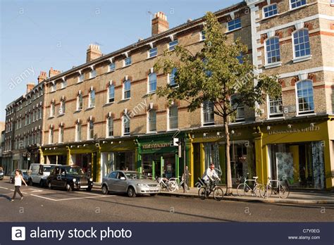 Shops On The Kings Road Chelsea London England Uk Stock Photo Alamy