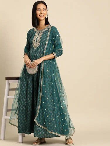 Women Green Embroidered Flared Dress With Net Dupatta महिलाओं की