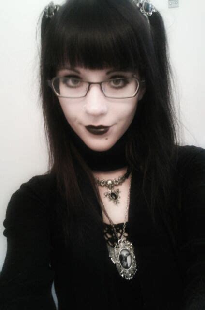 Emily Strange Goth Beauty Gothic Hairstyles Goth Women