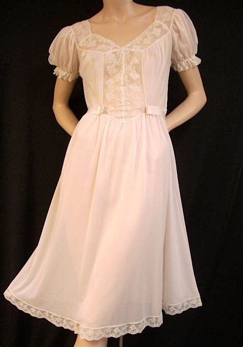 vintage 1950s pink nightgown and peignoir set my style at home pinterest nightgown 1950s