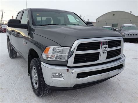 Get the most useful specifications data and other technical specs for the 2012 ram 1500 2wd crew cab 140.5 big horn. 2012 Dodge Ram 3500 SLT