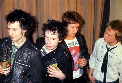 johnny rotten and johnny ramone aren t the anarchists you think they are beat magazine
