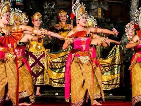 Tari karonsih javanese classical love dance indonesia pengertian dan contoh tunggal ~ ddayip dokumen 5 hal penting yang harus lo perhatikan sebelum nonton balinese. 43+ Contoh Tari Berpasangan Beserta Pengertian dan Ciri-nya!