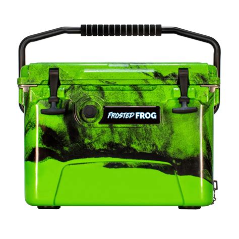 20 Quart Camouflage Ice Chest Original Green Frosted Frog