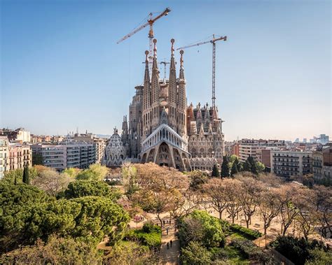 Liquid Modernism The Power Of Gaudi And Dali In Catalonia Spain — Jspr