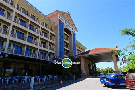 Free parking is available at putra brasmana hotel. Putra Brasmana Hotel, Kuala Perlis | Kuala perlis, Perlis ...