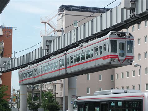 I can't help but wonder if it would approach practicality for someplace like boston where we're in dire need of an inner urban transit ring, but road space is limited. Shonan Monorail | Having just departed from Ofuna station ...
