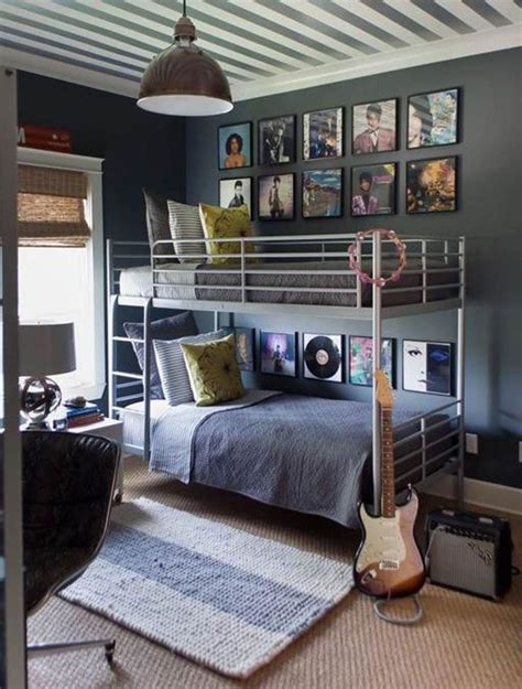 The raised platform utilizes space in the room that is often just empty, leaving the floor open for a desk, chair, and reading nook. 65 Cool Teenage Boys Room Decor Ideas & Designs (2020 ...