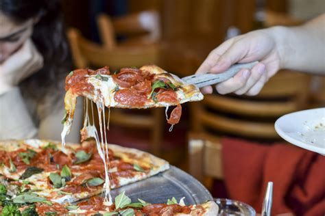 5 Of The Best Austin Pizza Spots According To Texans
