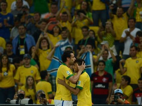 2010 e 2014, 0 a 0 no tempo normal e 1 a 0 na prorrogação. Campeão voltou! Brasil vai de olé em cima da Espanha com ...
