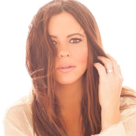 Pictures Of Sara Evans