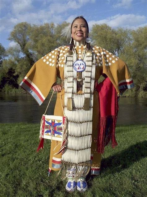 Gorgeous Native American Clothing Native American Dress Native