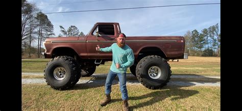 Ginger Billy Every Guy With A Jacked Up Truck Truck Gang Facebook