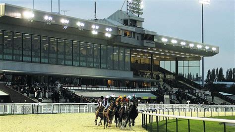 Wolverhampton Racecourse Looks Forward To Reopening Black Country