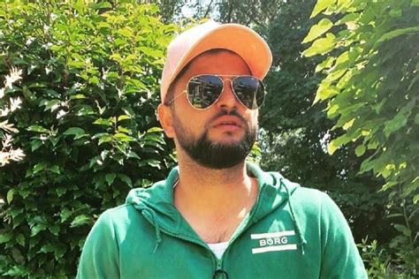 Cricketer suresh raina family photos with wife priyanka, daughter gracia raina pics. What happened to my family in Punjab beyond horrible, says ...