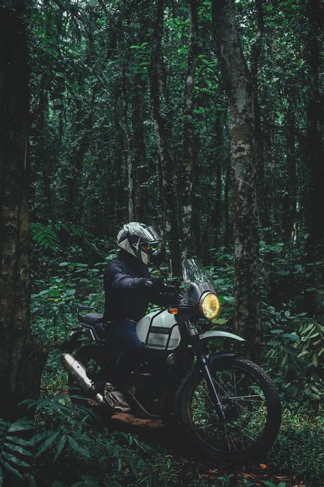 After much speculation, royal enfield has launched the 2021 himalayan at rs 2,01,314. Ultra Hd Himalayan Bike Wallpaper - Micro Scooters