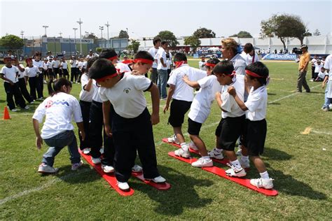 Juegos deportivos recreativos de educacion inicial alcaldia de. El Informativo AELU: Escolares participaron en juegos recreativos
