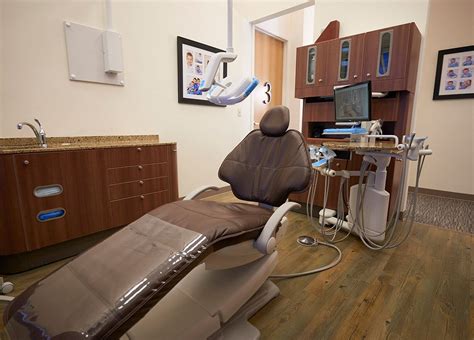 Operatory Shot Featuring A Dec 511 Chair Newingham Dental Center