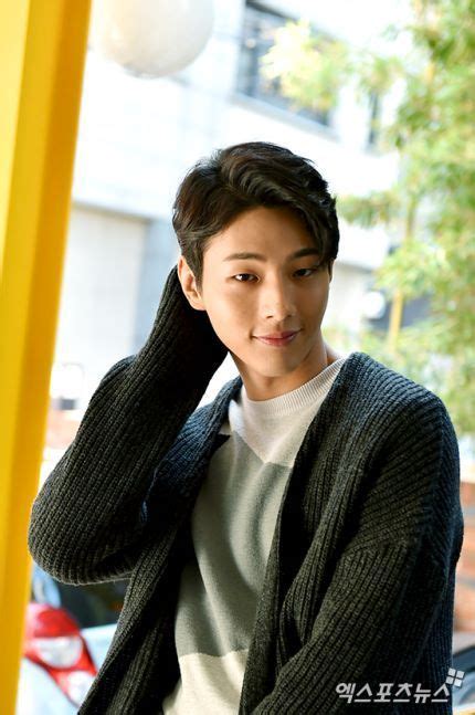 Born 30 march 1993), professionally known as ji soo, is a south korean actor. 2d9f8e88432236d2f6e0b75ac7ea6c82.jpg (430×647) | Ji soo ...
