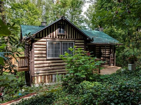 Log cabin hideaways store hours. Log Cabin Hideaway near Knoxville, Tennessee