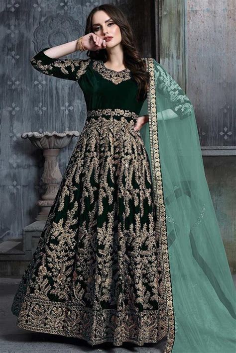Tips To Select Right Indian Designer Gowns Online