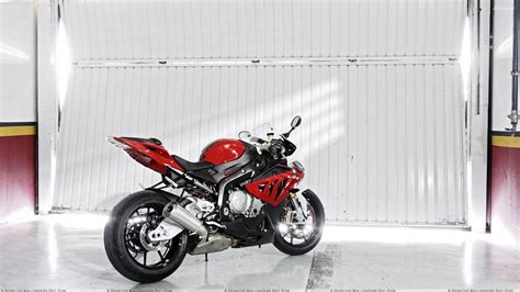 Bmw s1000rr is a race oriented sport bike initially made by bmw motorrad to compete in the 2009 superbike world championship, that is now in commercial production. BMW S1000RR HD Wallpapers - Wallpaper Cave