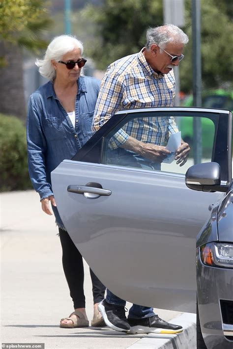 Kevin Costner S First Wife Cindy Silva Shops For Groceries Years