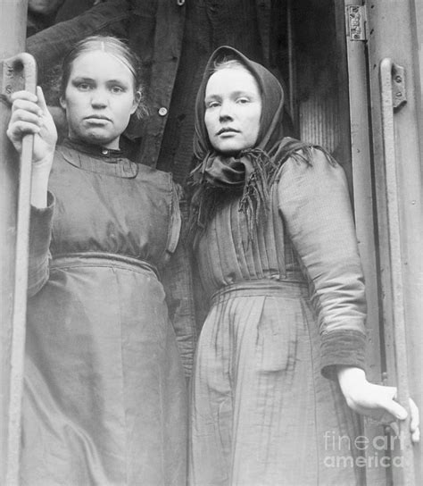 Mennonite Women Moving To Mexico Photograph By Bettmann Fine Art America