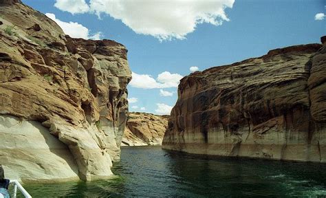 Lake Powell Navajo Canyon