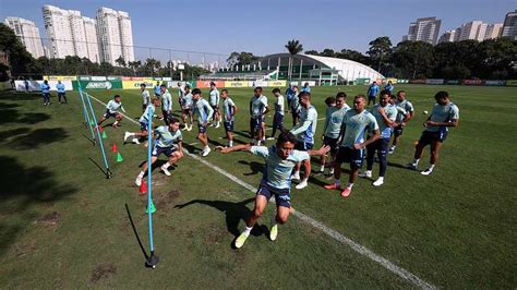 palmeiras realiza treino tático e encerra preparação para enfrentar a juazeirense