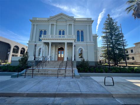 Photos: California Chief Justice Helps Dedicate Courthouses in Redding