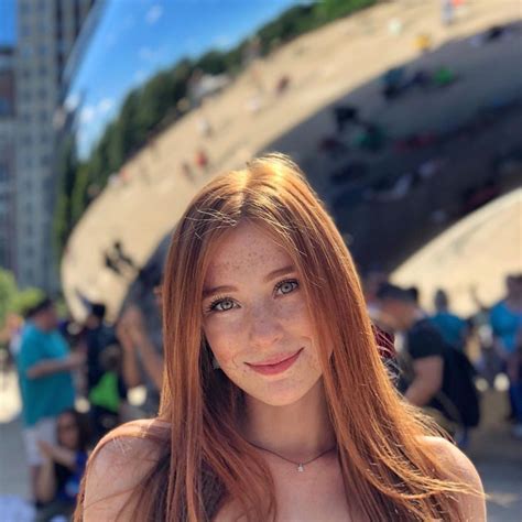 Simply Beautiful Billets Comportant Le Tag Madeline Ford Red Haired Beauty Red Hair Woman